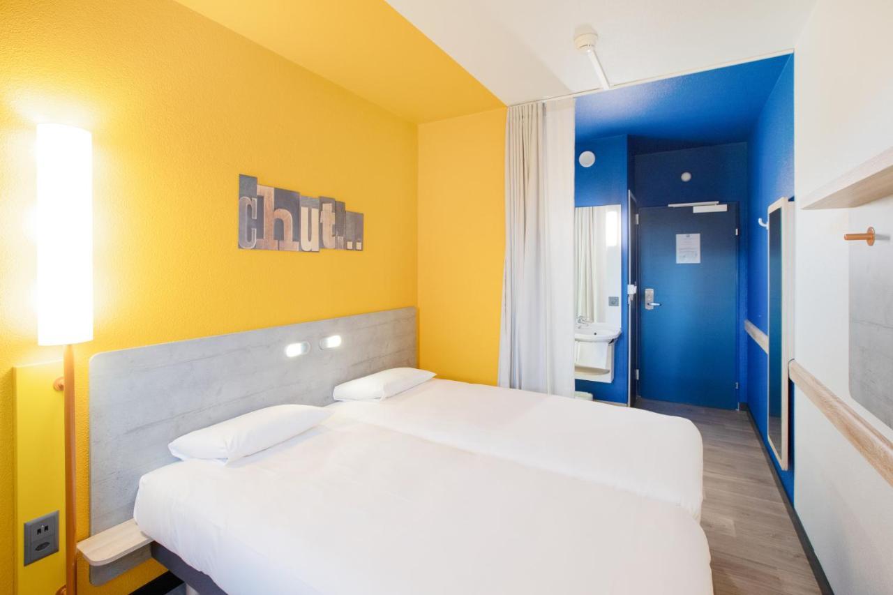 Ibis Budget Geneve Aeroport Vernier Exteriör bild