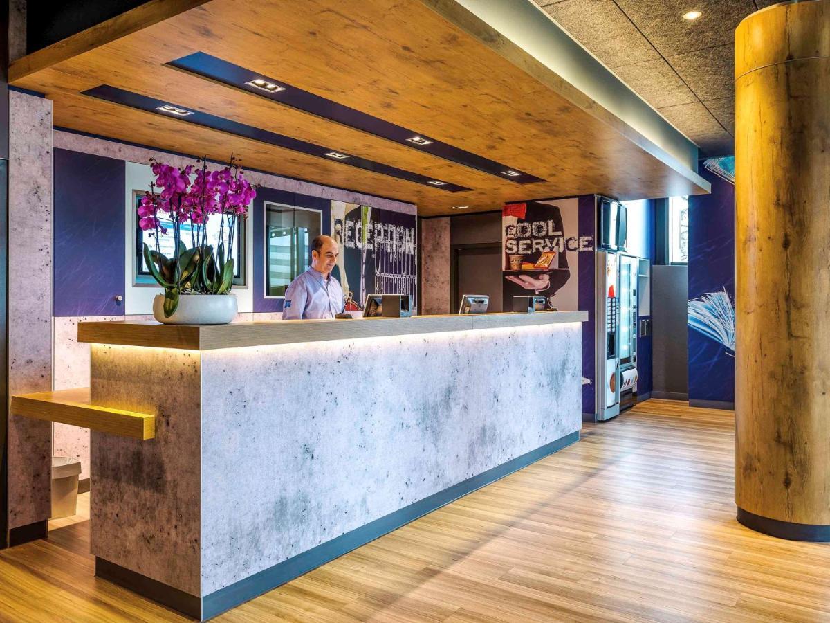 Ibis Budget Geneve Aeroport Vernier Exteriör bild